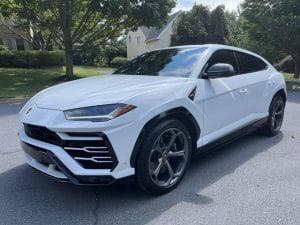 2020 LAMBORGHINI URUS