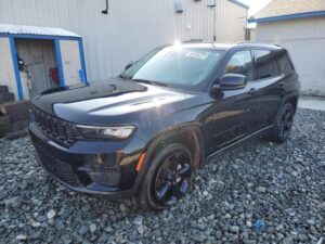 2023 JEEP CHEROKEE LAREDO