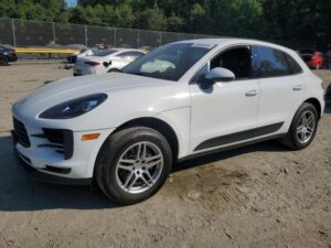 2020 PORSHE MACAN